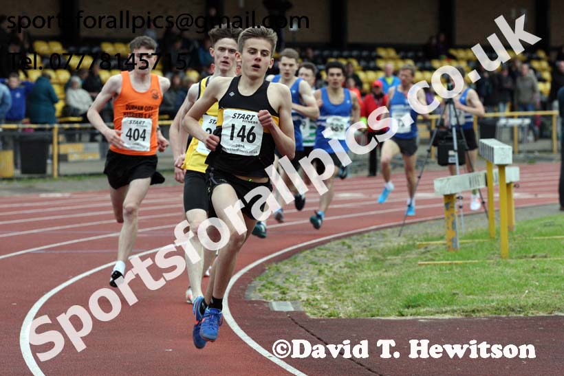 Noth Eastern Grand Prix 800 metres, North Eastern Grand Prix, Monkton Stadium, Jarrow. Photo: David T. Hewitson/Sports for All Pics